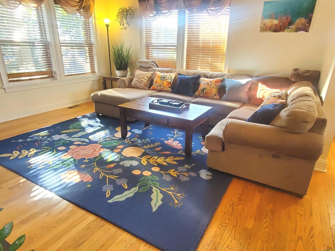 Foto principal - 1093 Shippan Ave