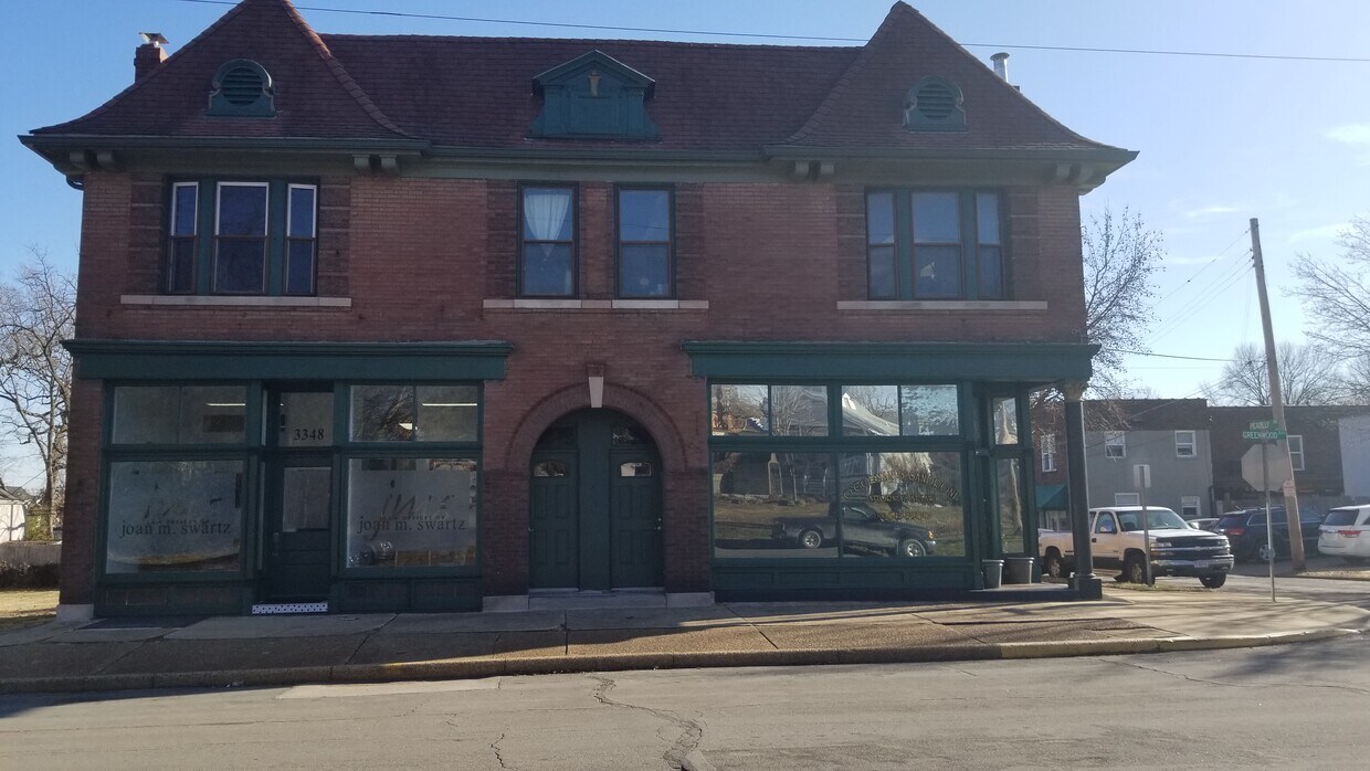 Upper left Side - 3348 Greenwood Blvd