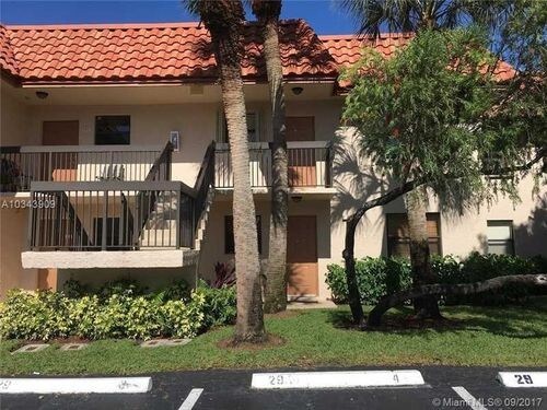 Primary Photo - 15718 E Waterside Cir