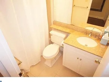 Foto del edificio - 2429 Locust St