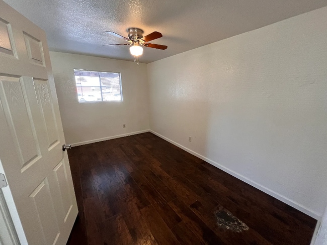 Building Photo - 3052 N Alvernon Way
