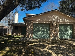 Building Photo - 2906 Kestrel Dr