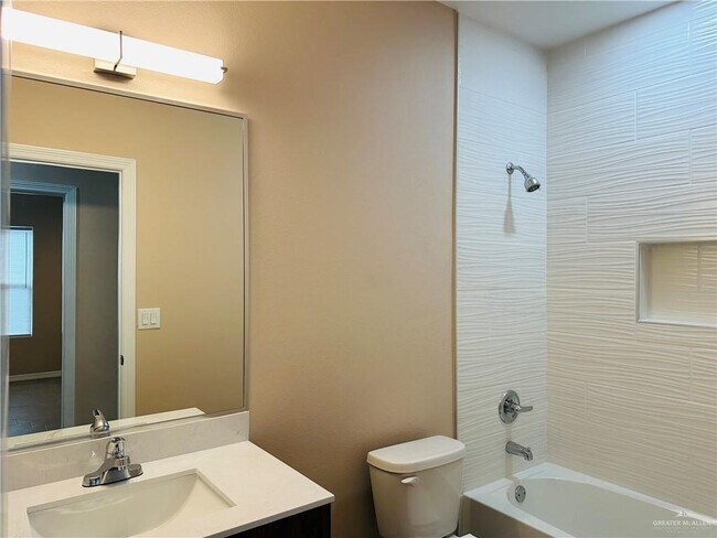 Foto del edificio - 2900 W Kenwood St