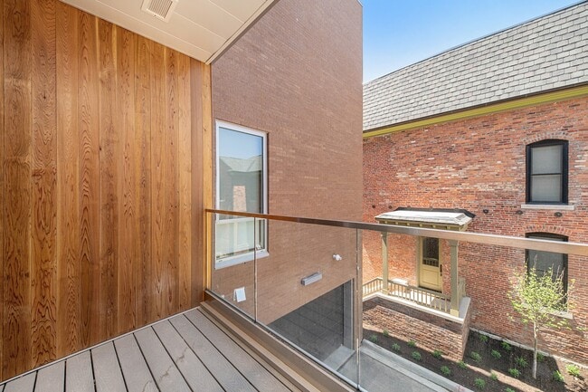 Foto del edificio - 2805 Brush St