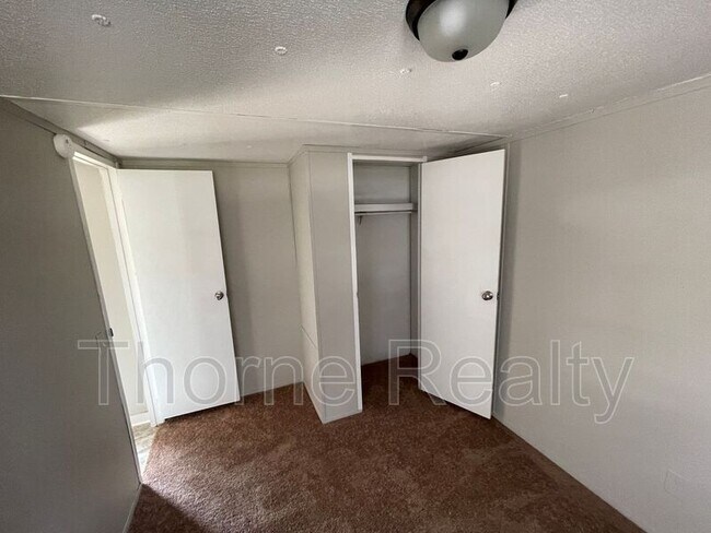 Foto del edificio - 2242 N Main St