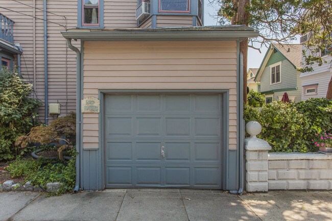 Building Photo - 78 Mt Tabor Way