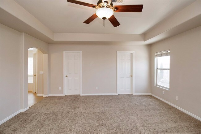 Building Photo - 9679 Spinnaker Creek Ave