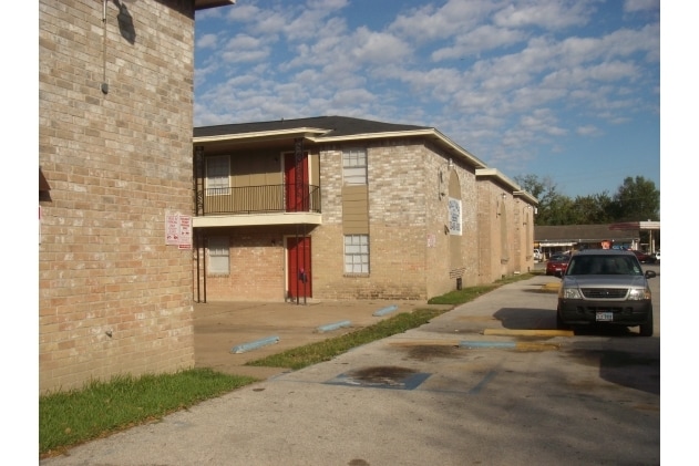 Foto del edificio - Hollyvale Apartments