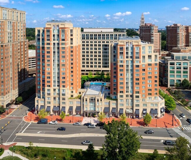 Foto del edificio - 2310 Eisenhower Ave
