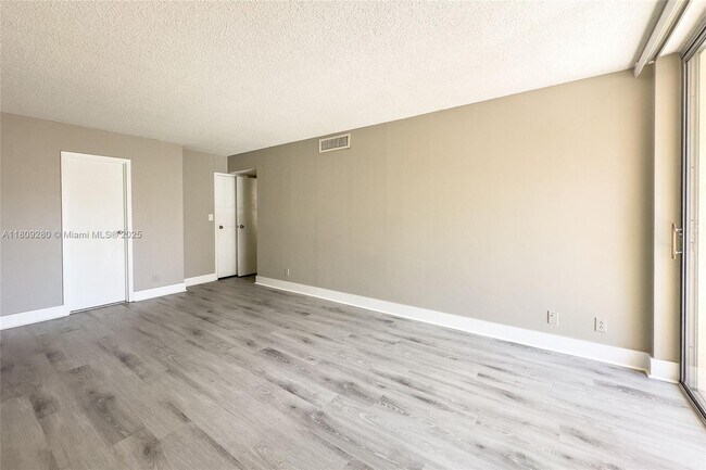 Building Photo - 601 Three Islands Boulevard
