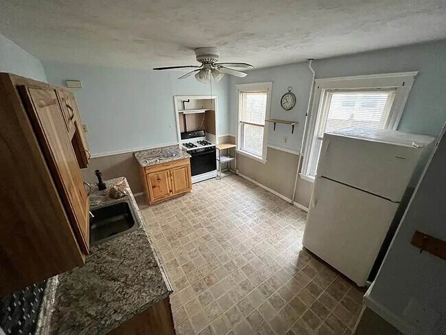 Foto del edificio - 9 Brookline Ave