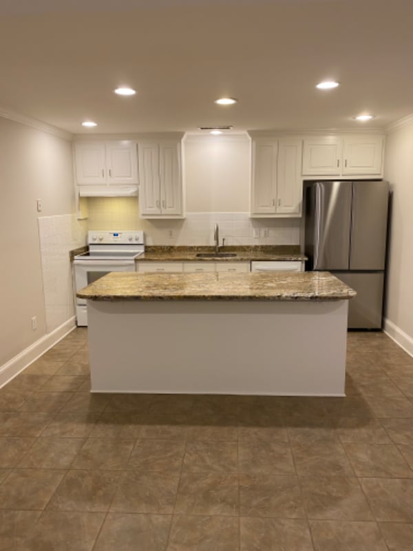 Building Photo - 125a Wild Iris Ln