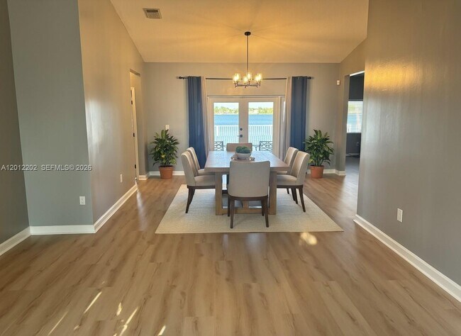 Foto del edificio - 13941 SW 136th Pl