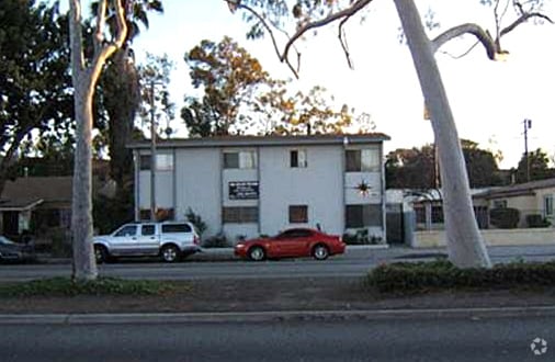 Foto del edificio - 248 E Artesia Blvd