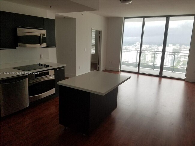 Foto del edificio - 90 SW 3rd St