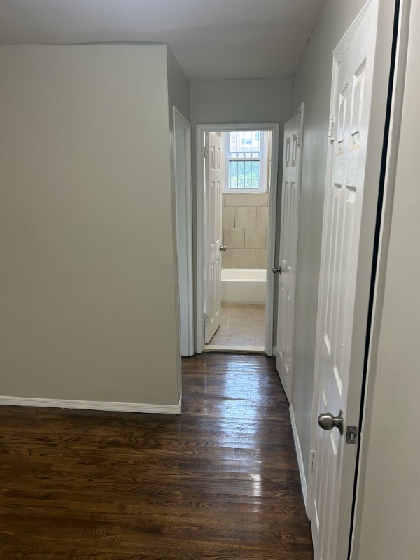 Building Photo - 48 Carteret St