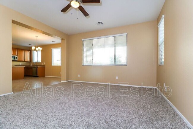 Foto del edificio - 15103 N 173rd Ln