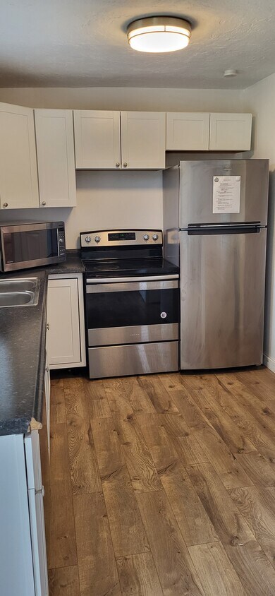 Primary Photo - 480 E 4200 S