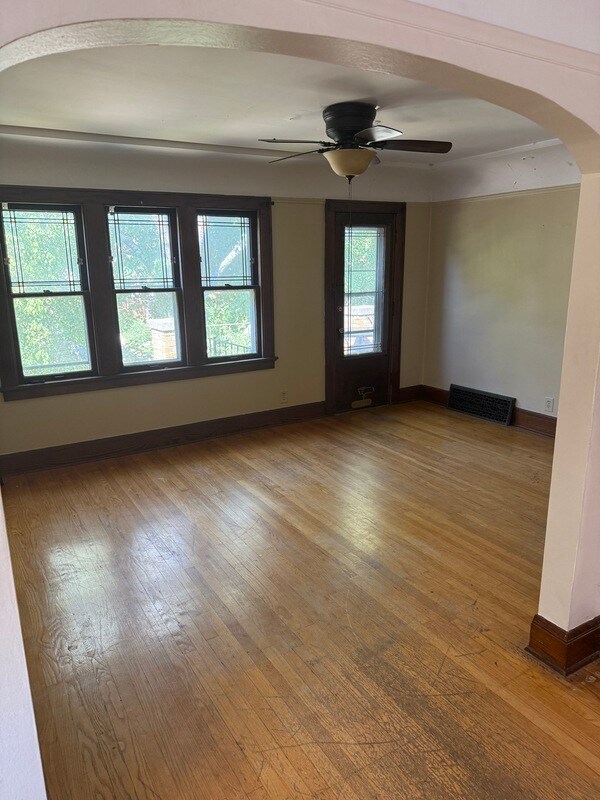 Building Photo - 2512 N 61st St