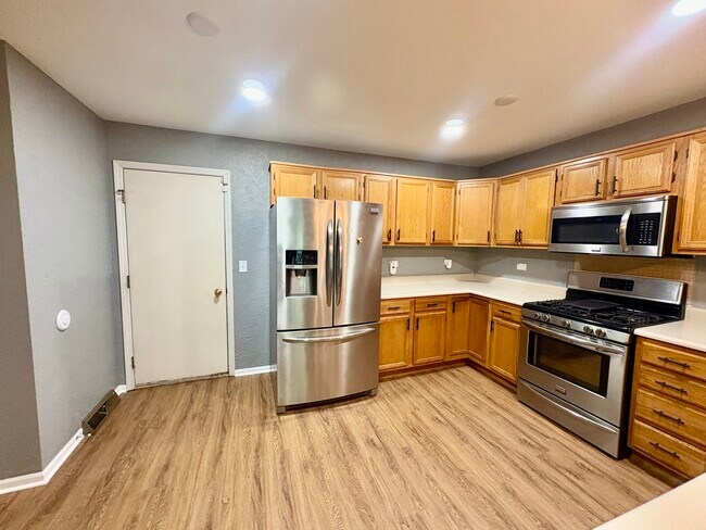 Foto del edificio - 213 Pamela Dr