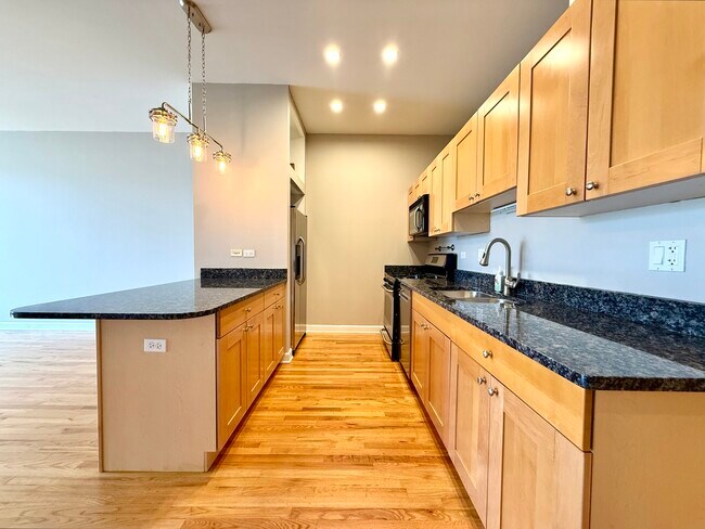 Foto del edificio - 837 S Western Ave