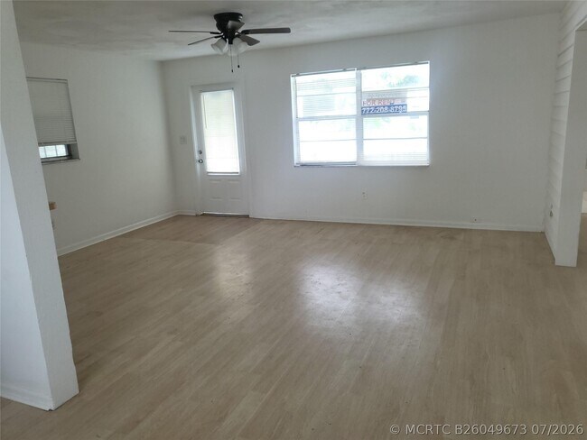 Foto del edificio - 2185 NW 3rd St