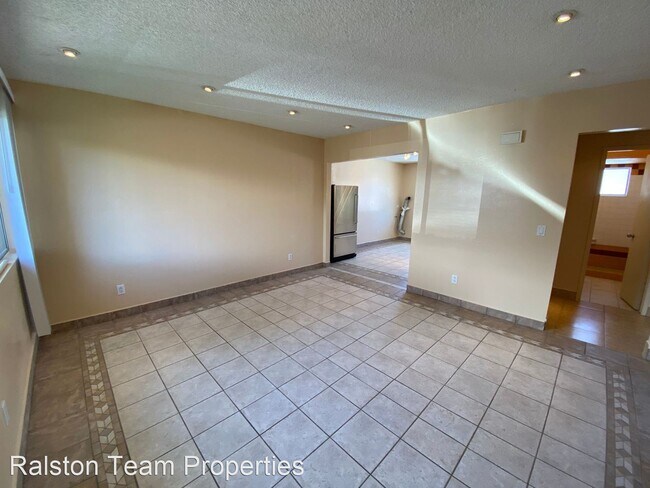 Foto del edificio - 2 br, 1 bath House - 561 7th St