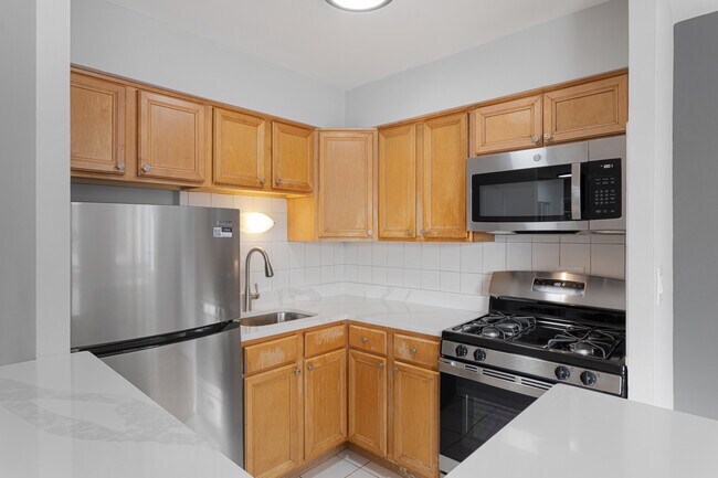 Foto del edificio - 6758 N Sheridan Rd