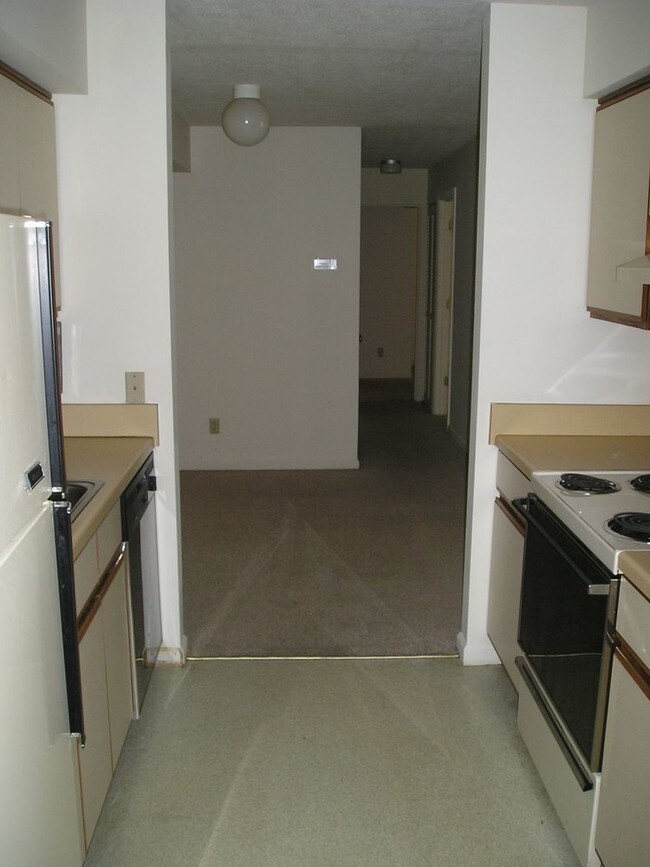 Foto del edificio - Apartment in Madison Manor