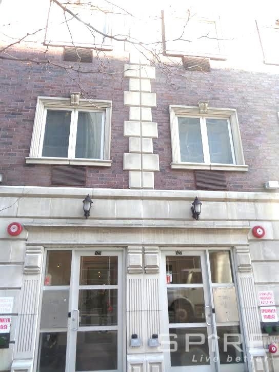 Primary Photo - 525 Vanderbilt Ave