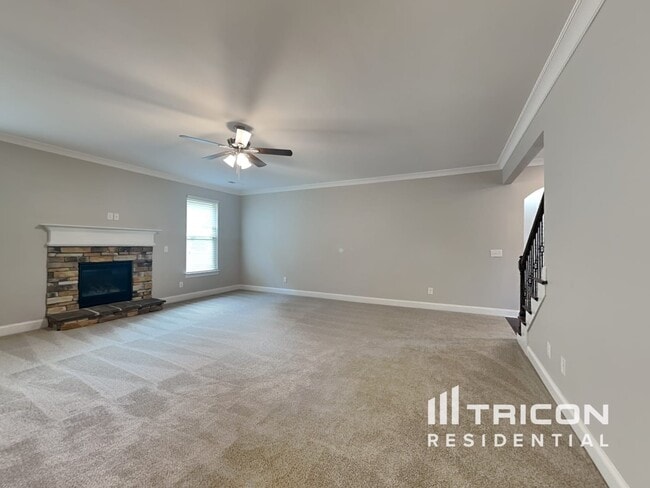 Building Photo - 2921 Canyon Glen Way