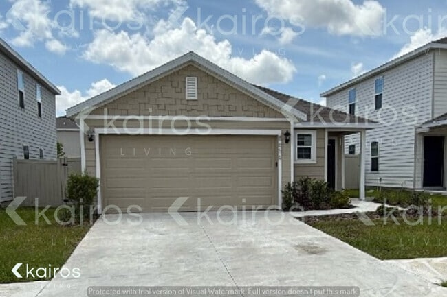Building Photo - 8656 SW 44th Ct