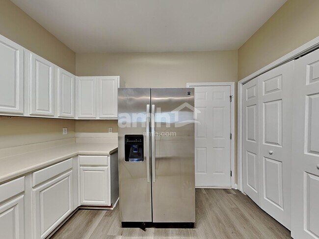 Foto del edificio - 2917 Rainford Ct