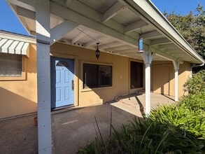 Building Photo - 2720 Larry Ln