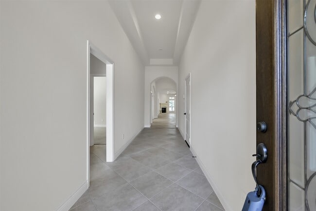 Building Photo - 150 N Greatwood Glen Pl