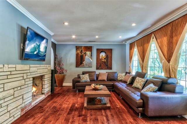 Foto del edificio - 6247 Hamilton Ln