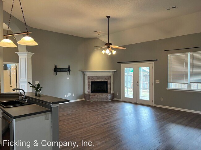 Foto del edificio - 4 br, 3 bath House - 717 Loudon Hill Dr