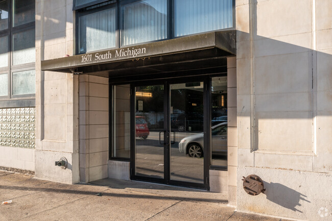 Entrance - Skyline Loft