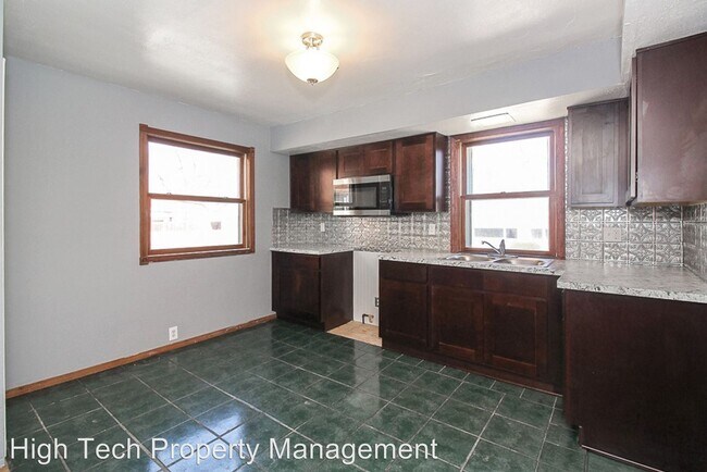 Foto del edificio - 3 br, 1 bath House - 4683 W157th Street