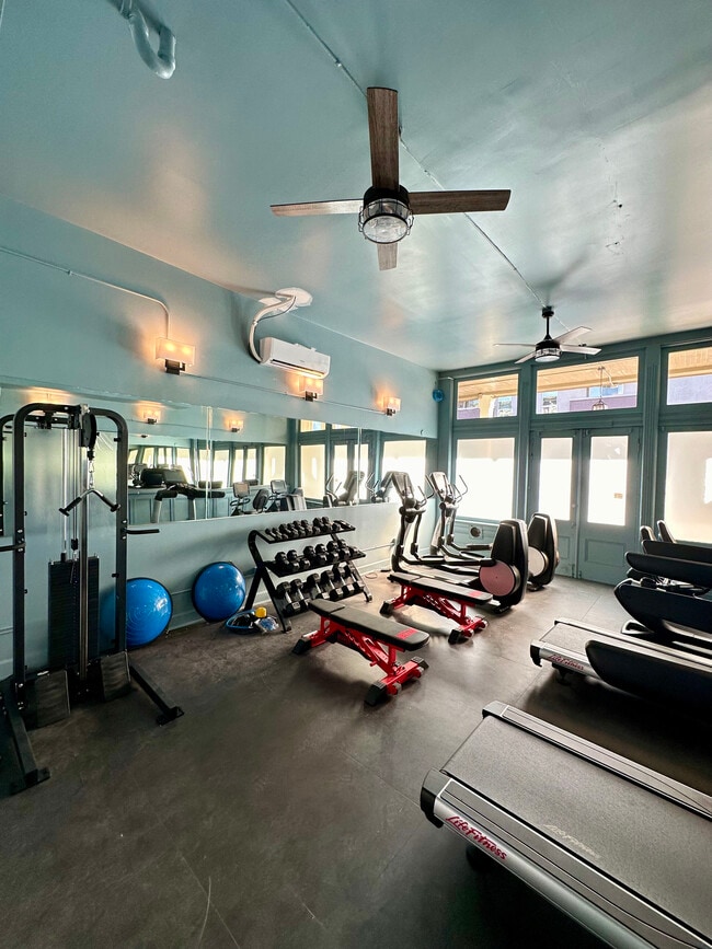 Foto del edificio - 509 Park Blvd