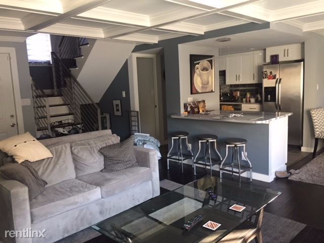 Foto del edificio - 4 br, 2 bath Condo - 1311 I St NE