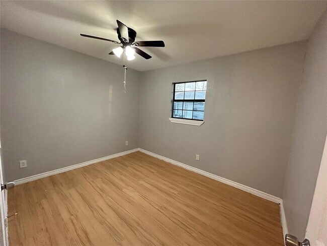 Foto del edificio - 6818 Weston St