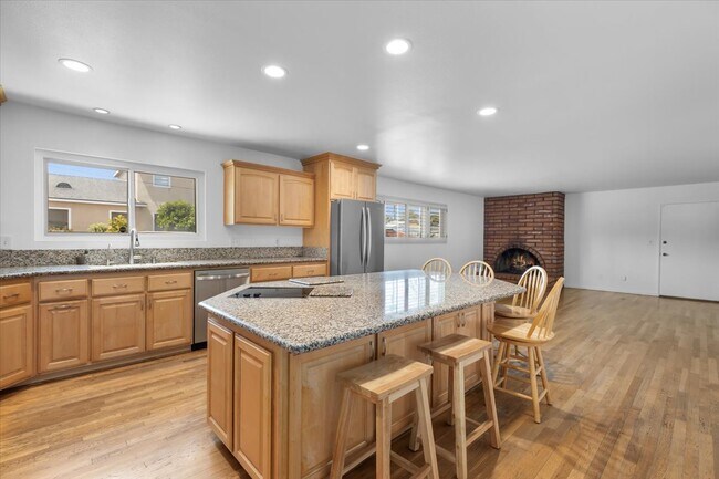 Building Photo - 1501 23rd St