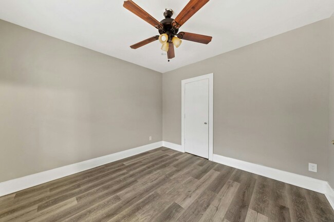 Building Photo - 2233 Bunts Road, Unit Down