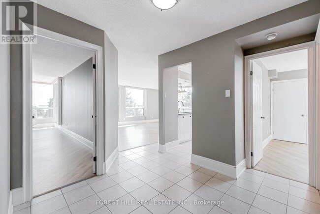 Photo du bâtiment - 75 Ellen St