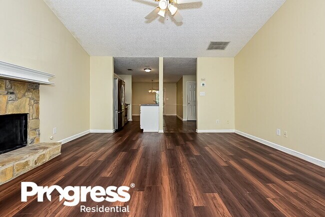 Foto del edificio - 1308 N Hampton Dr