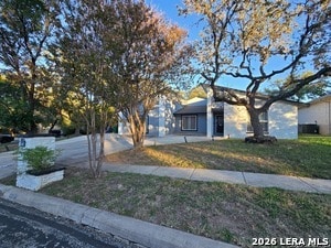 Foto del edificio - 8410 Shallow Creek Dr