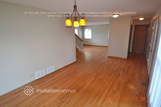 Building Photo - 328 Christine Ln
