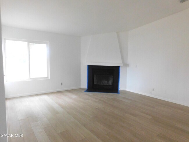 Foto del edificio - 8260 Viburnum Ave