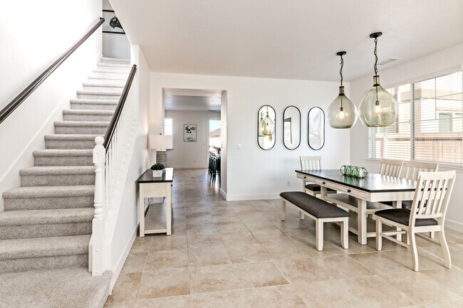 Building Photo - 10615 Brittany Park Dr